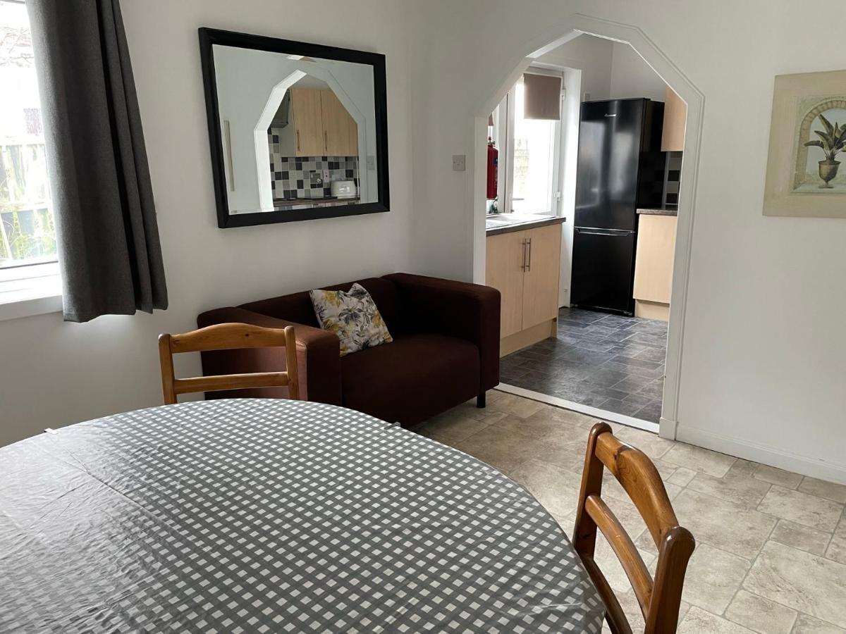 The Number Eleven Apartment Kilmuir  Exteriér fotografie